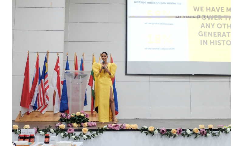 Toàn cảnh bài diễn thuyết đầy ấn tượng của Á hậu Hoàng Thùy tại ASEAN YOUTH ENGAGEMENT SUMMIT 2019